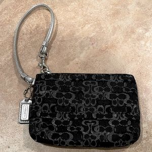 Brand New Authentic Coach Wristlet